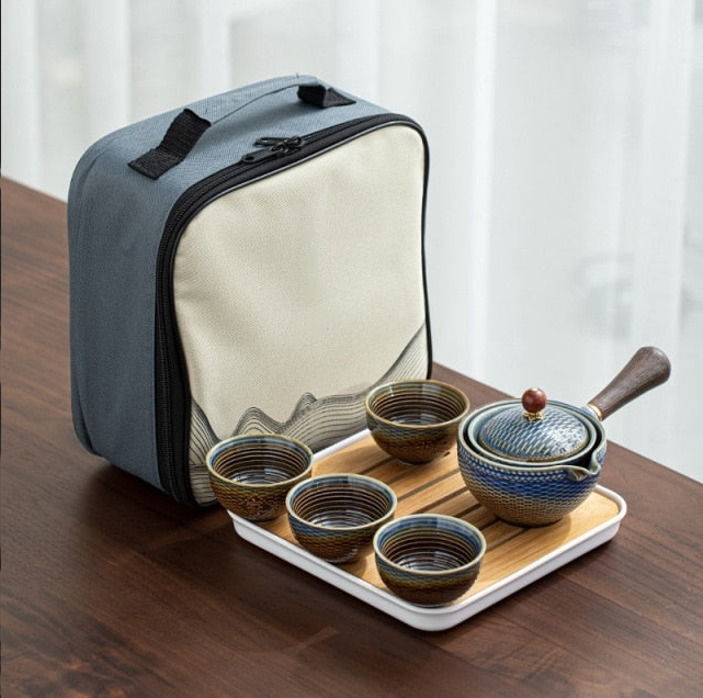 Traditional Design Teapot Set