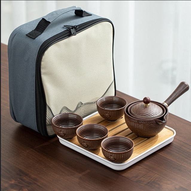 Traditional Design Teapot Set