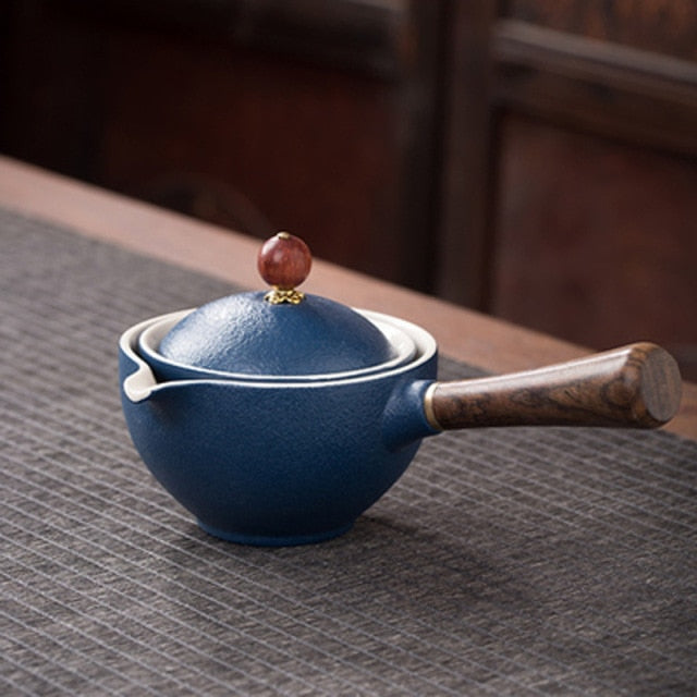 Traditional Design Teapot Set