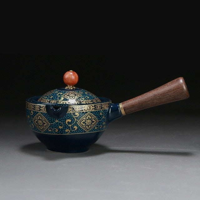 Traditional Design Teapot Set